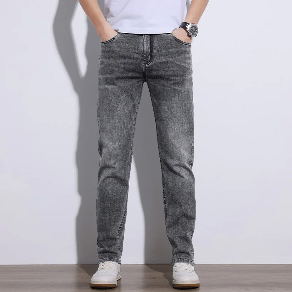 Essential Jeans