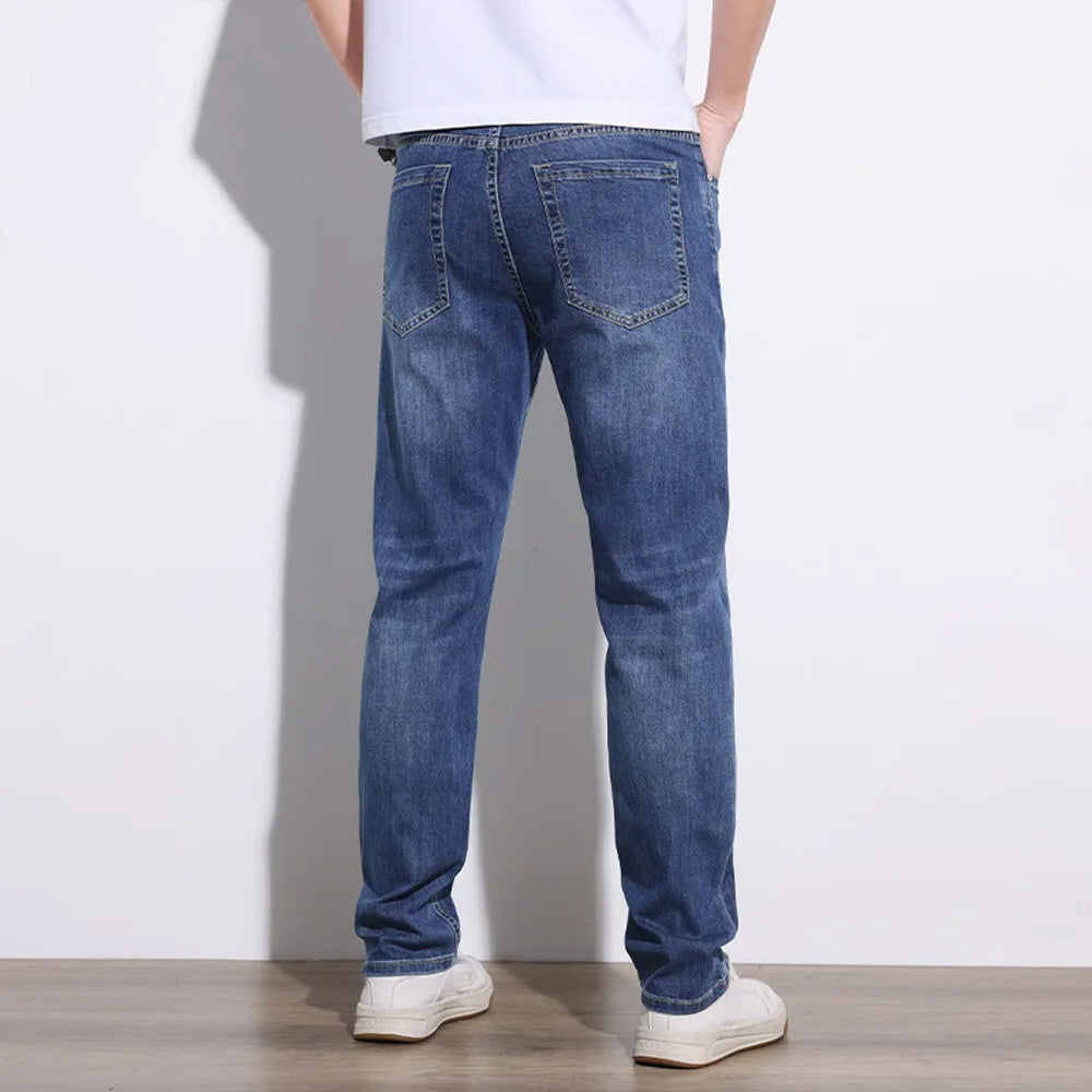 Essential Jeans